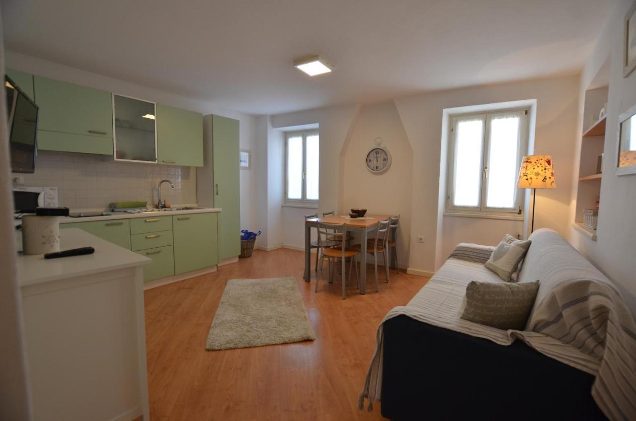 Stella 2 Sea View Apartment Rovinj Eksteriør bilde